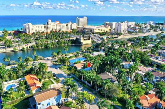 *7140**Walk to Beach Luxury 4BR/4BA Villa Hollywood Lakes - Main Image
