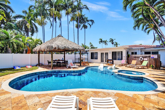 *7070**Seaside Oasis in Hollywood Lakes near the Beach - Main Image