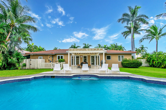 *7120**Walk to Beach Luxury 5BR/3BA Villa Hollywood Lakes - Main Image