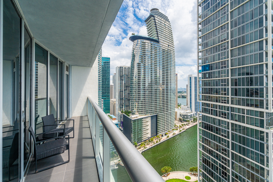 *2080**The Icon W Brickell 31th Flr | Pool & Bay Views - Main Image